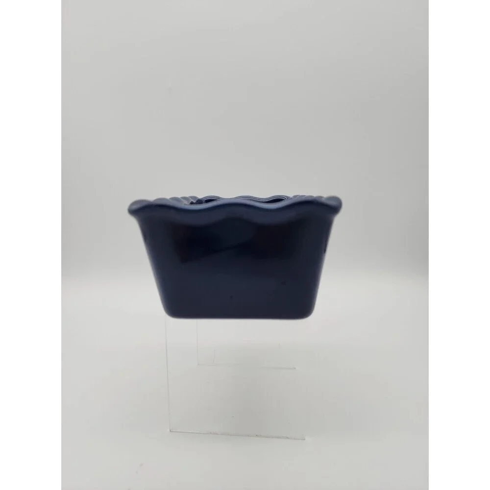 Nantucket Ceramic Mini Loaf Pan Santa Claus Winter Scene Navy Blue NEW 6